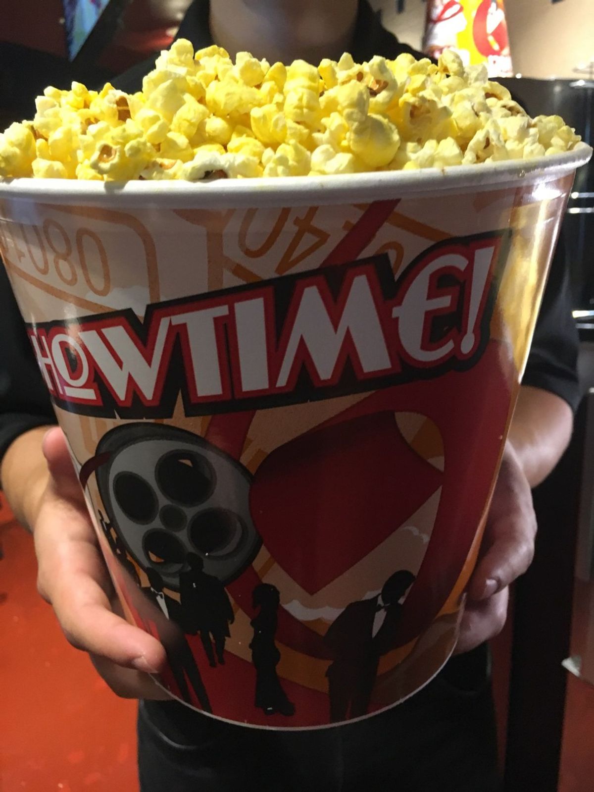 10 Things Everyone Does To Annoy Movie Theater Employees