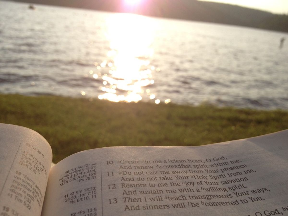 17 Bible Verses to Remember When You're Feeling Anxious