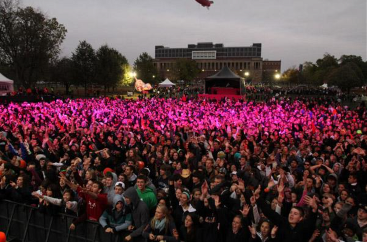 10 Reasons To Participate In The PINK Campus Showdown At UMich