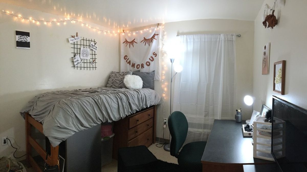 Decorating Your Dorm On A Budget