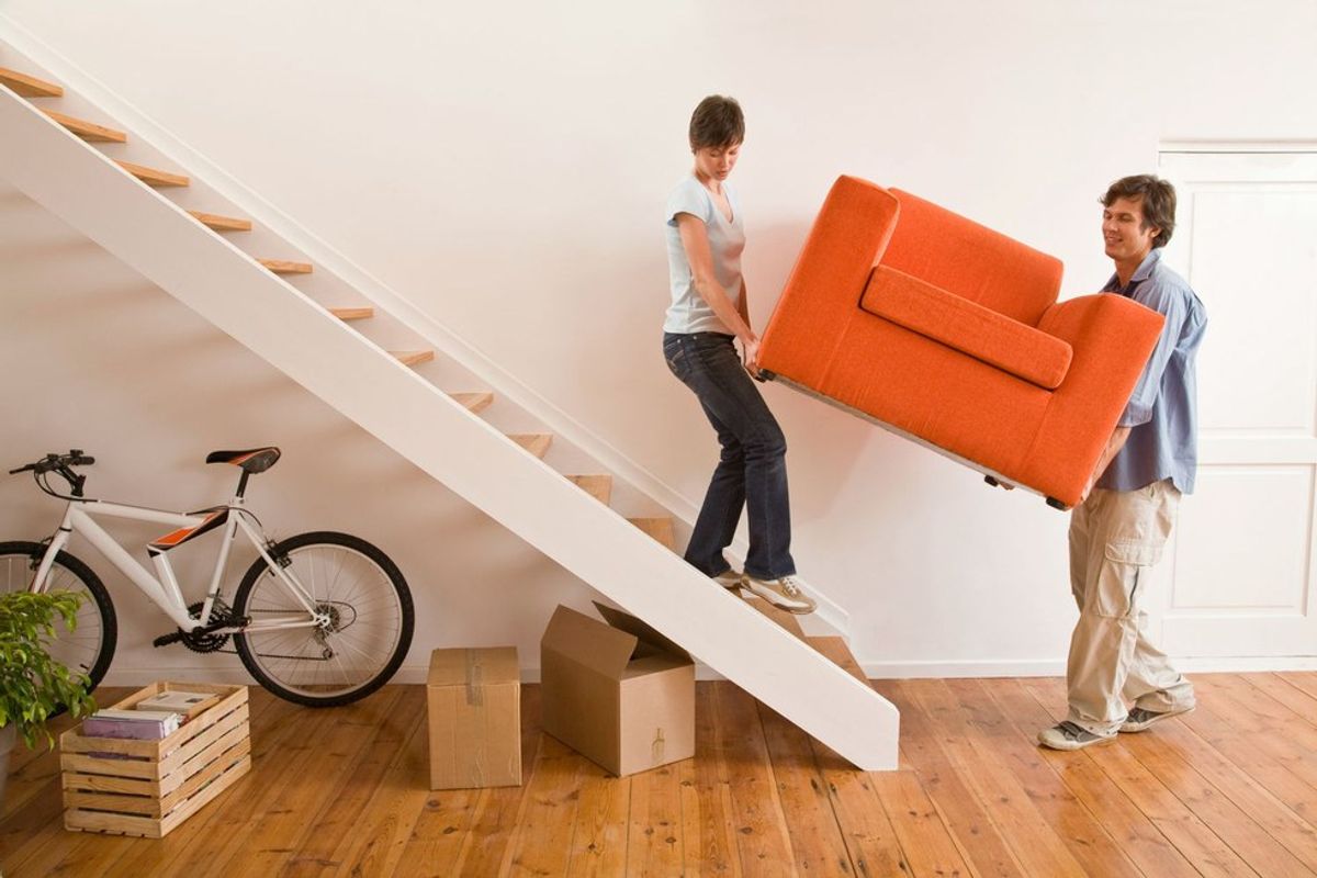 5 Awkward Moments You Have While Moving In