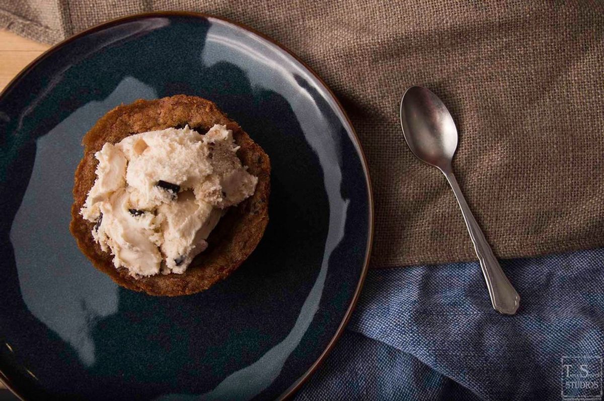 Lazy Baking With Jess: Ice Cream Cookie Bowls