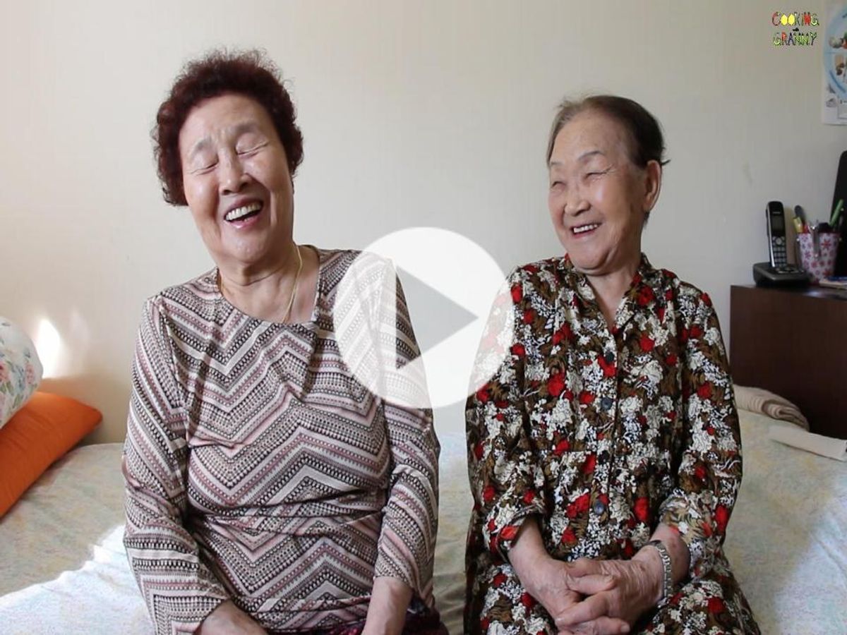 I Quizzed My Korean Granny and Her Best Friend on Their English Skills