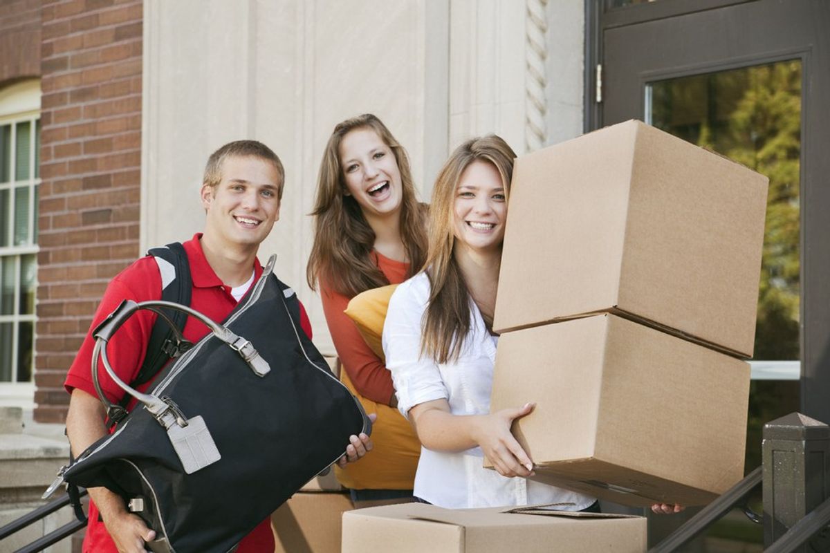 10 Thoughts You Have While Packing For College