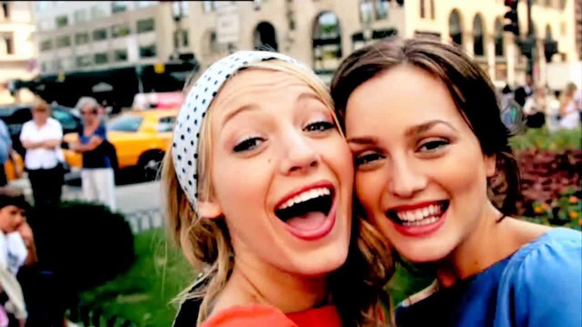 To The Friends Who Never Left, As Told By 'Gossip Girl'