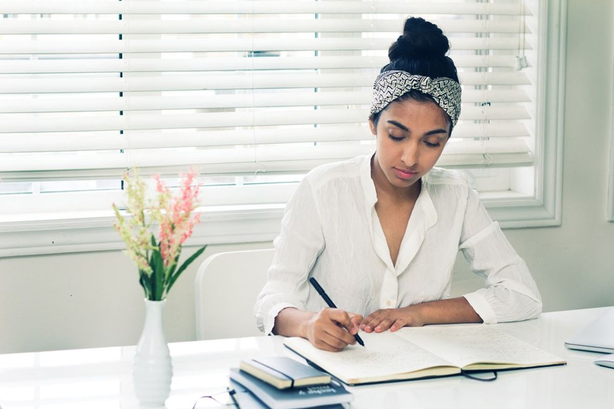 Rupi Kaur: The Feminist Poet Who Will Both Break And Heal Your Heart