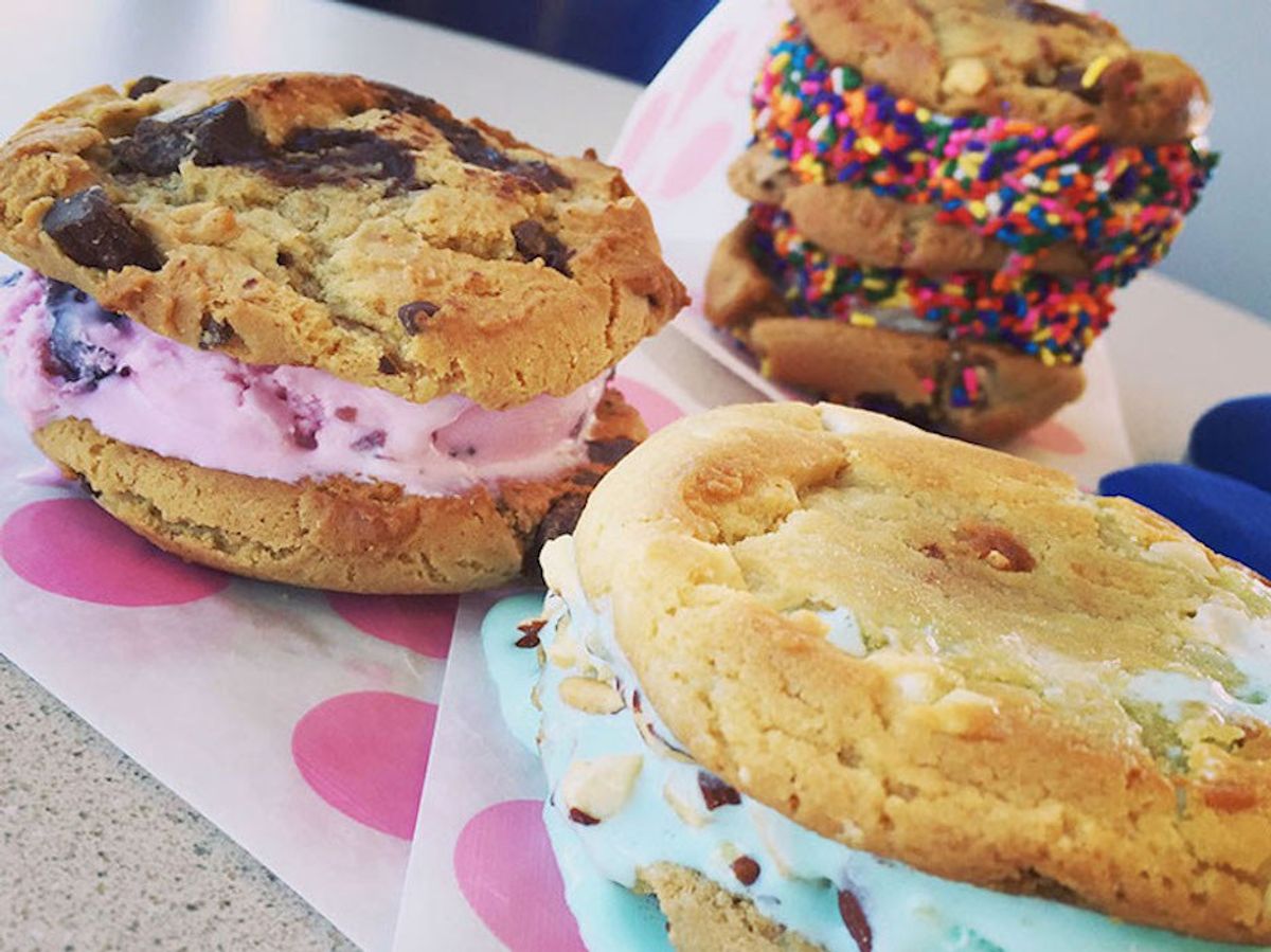 13 Confessions Of A Former Baskin-Robbins Employee