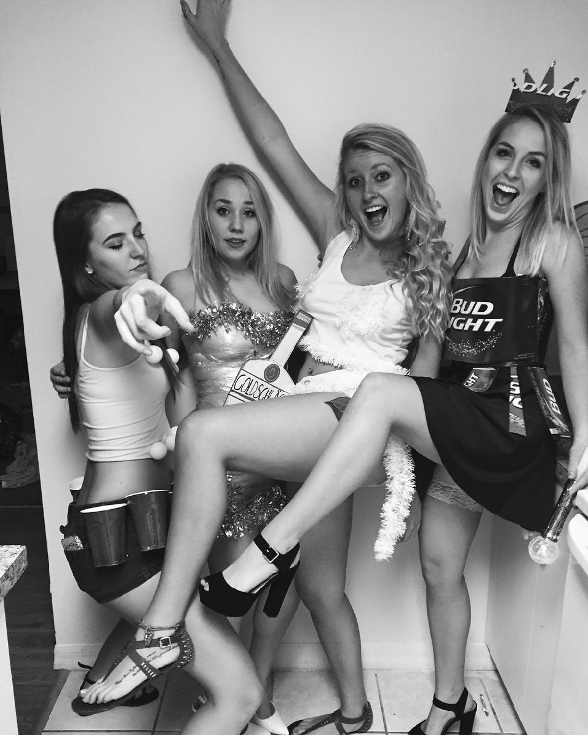 8 Reasons Why It’s Basically Impossible to Be a Female in your 20’s Without Being an Alcoholic