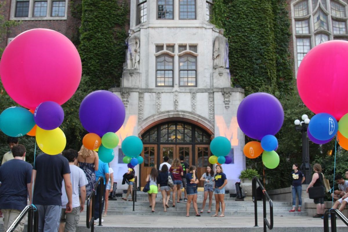 An Introvert's Guide To College Welcome Week