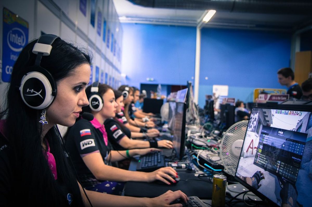 Women And Underepresented Parties In The Competitive Gaming Scene