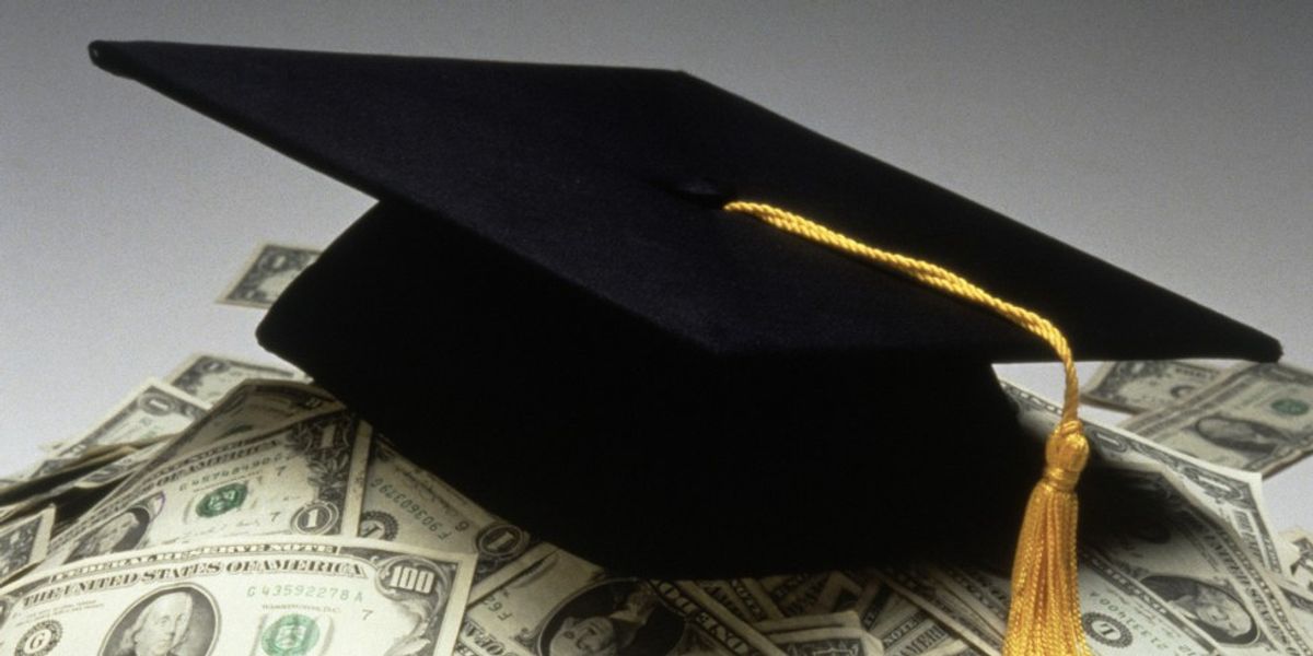 What It's Really Like To Be In Debt In College