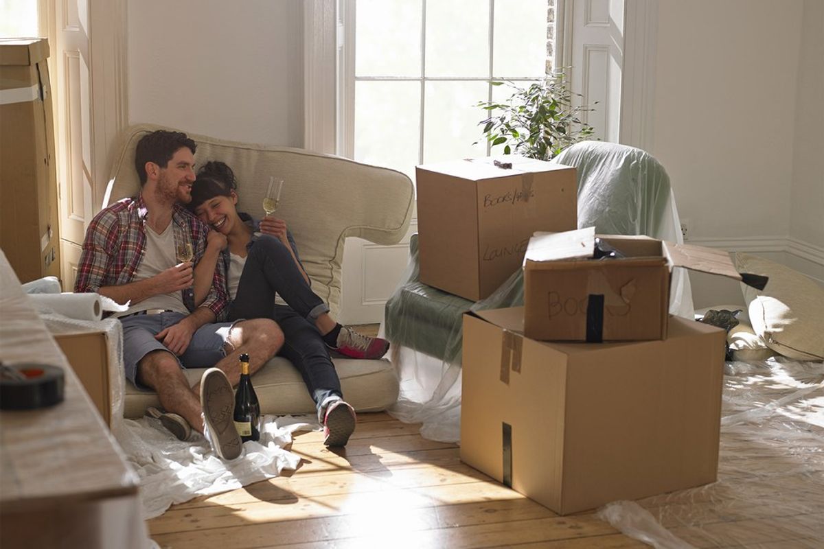 Thoughts You Have While Moving Into Your First Apartment