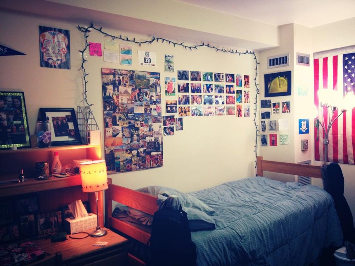 7 Tips To Help You Feel Less Homesick In Your Dorm