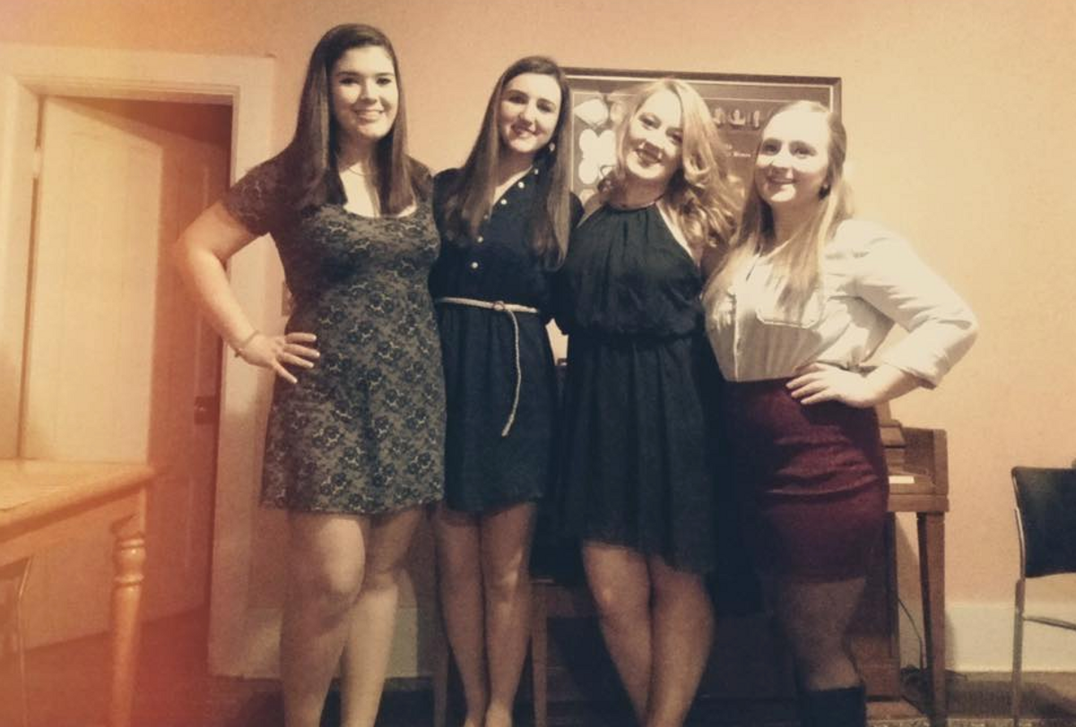 The 9 Best Things About Living With Your Sorority Sisters