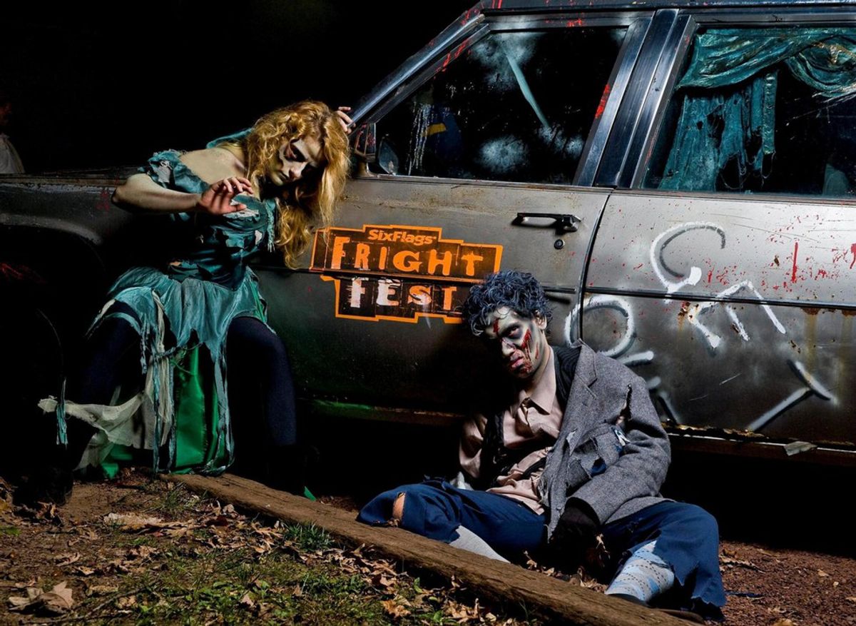 10 Reasons Why You Should Work At A Haunted Attraction This October