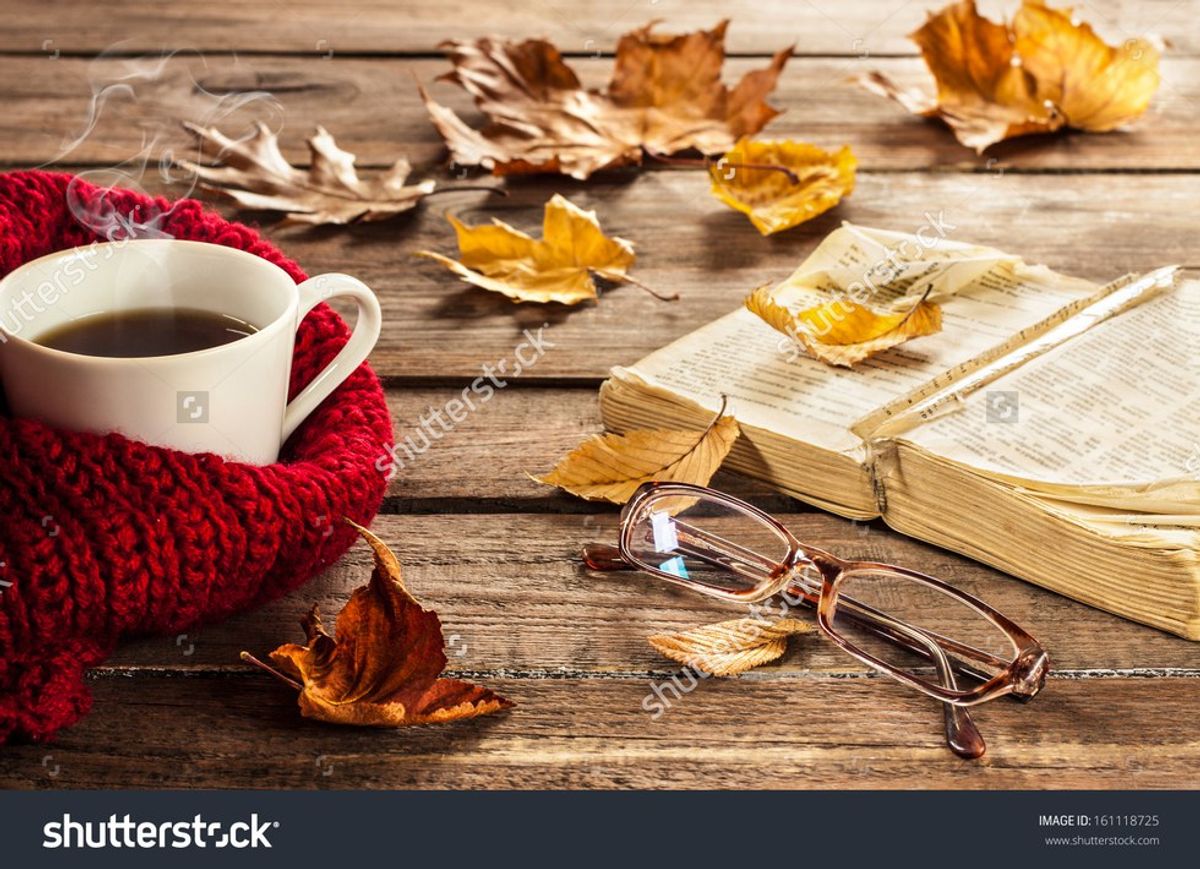 5 Books to Read That'll Get You in the Feeling of Fall