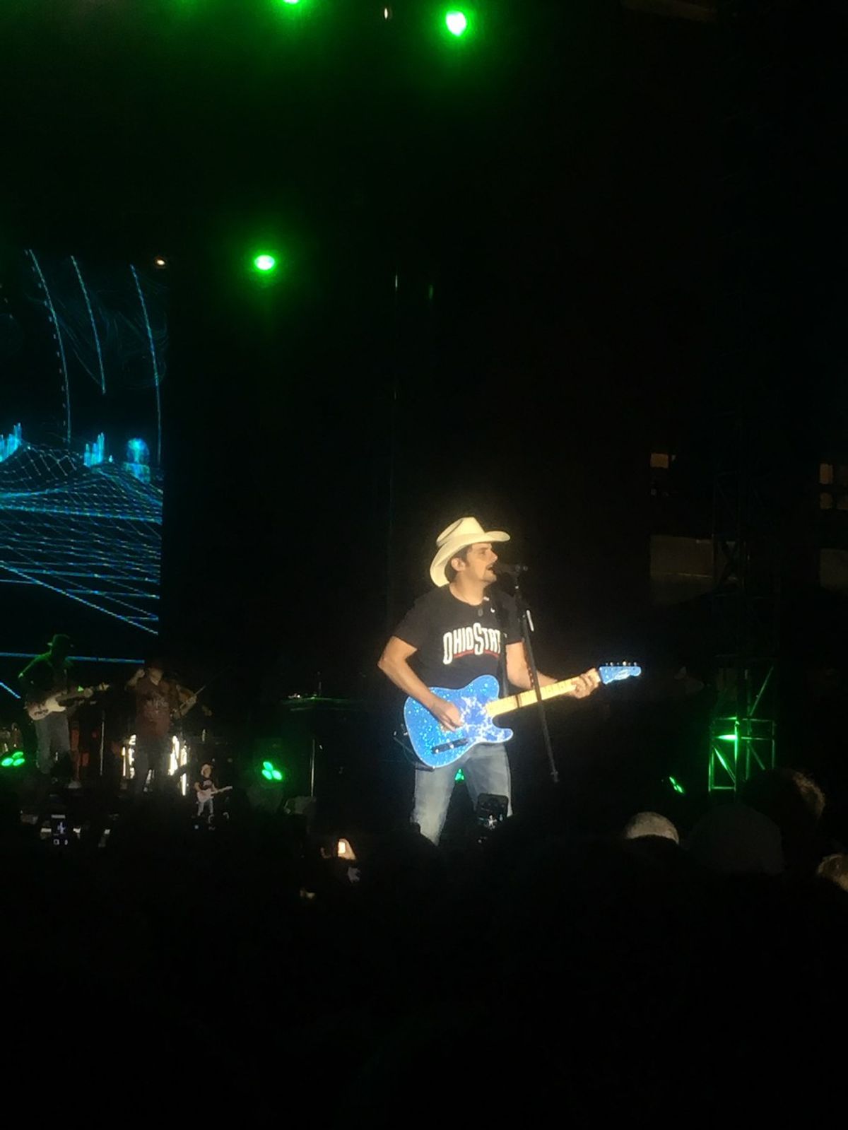 Concert Review: Brad Paisley At Ohio State