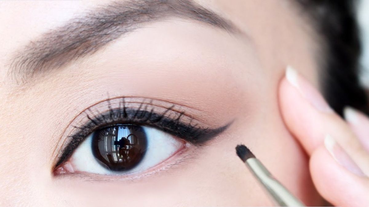 11 Things Girls Who Love Makeup Just Get
