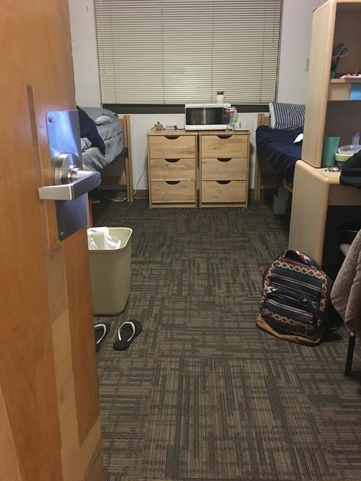 What They Don't Tell You About Living In the Dorms