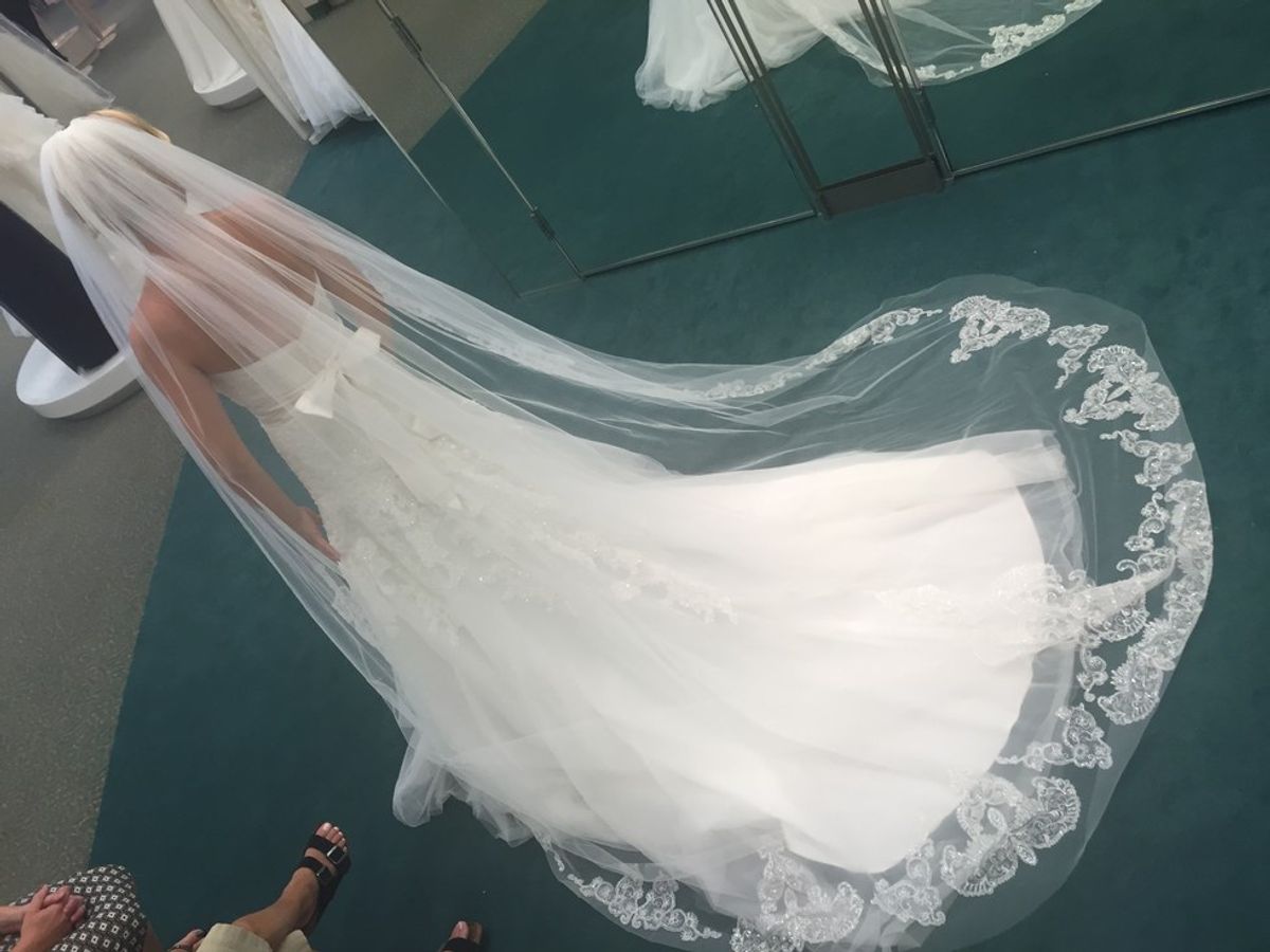 5 Tips for Wedding Dress Shopping