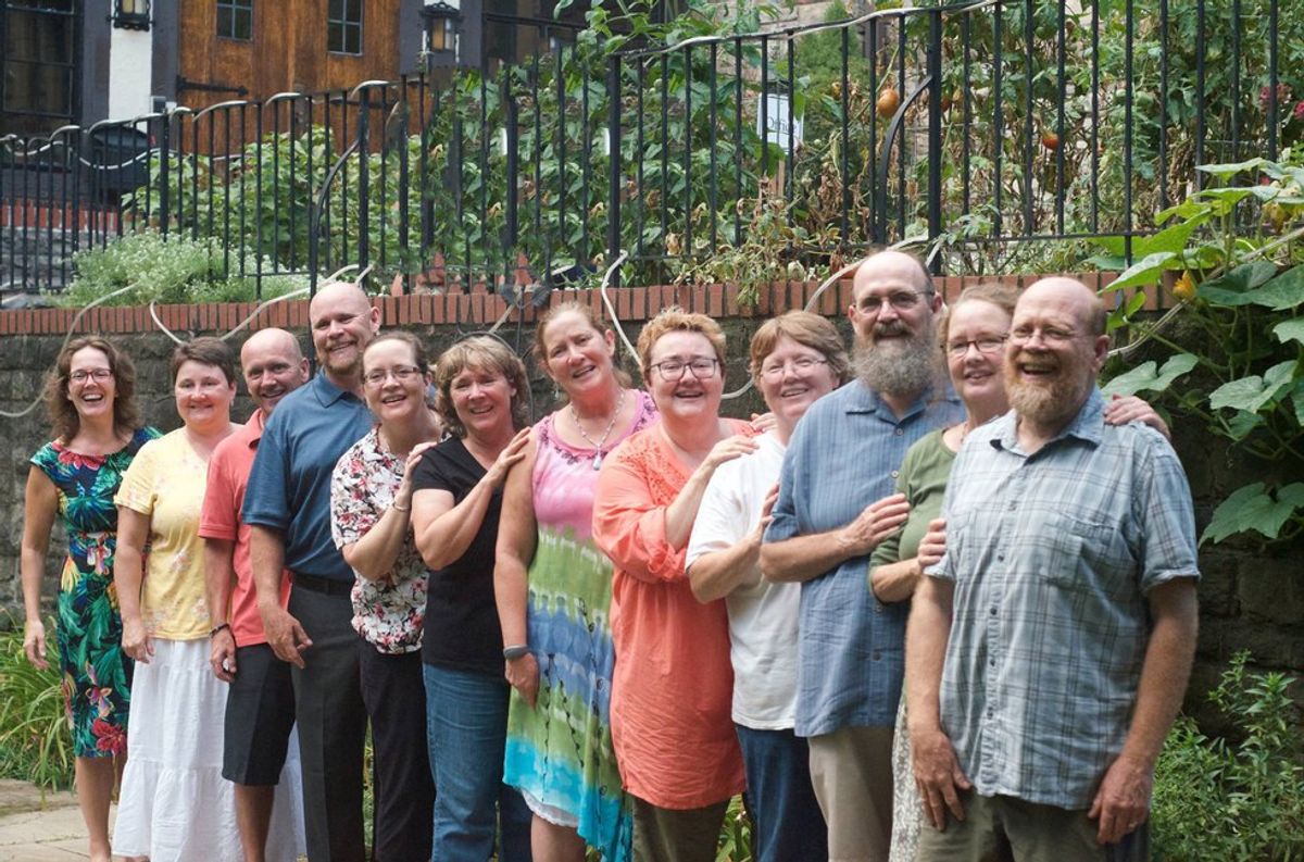 12 Perks of Having A Big Extended Family