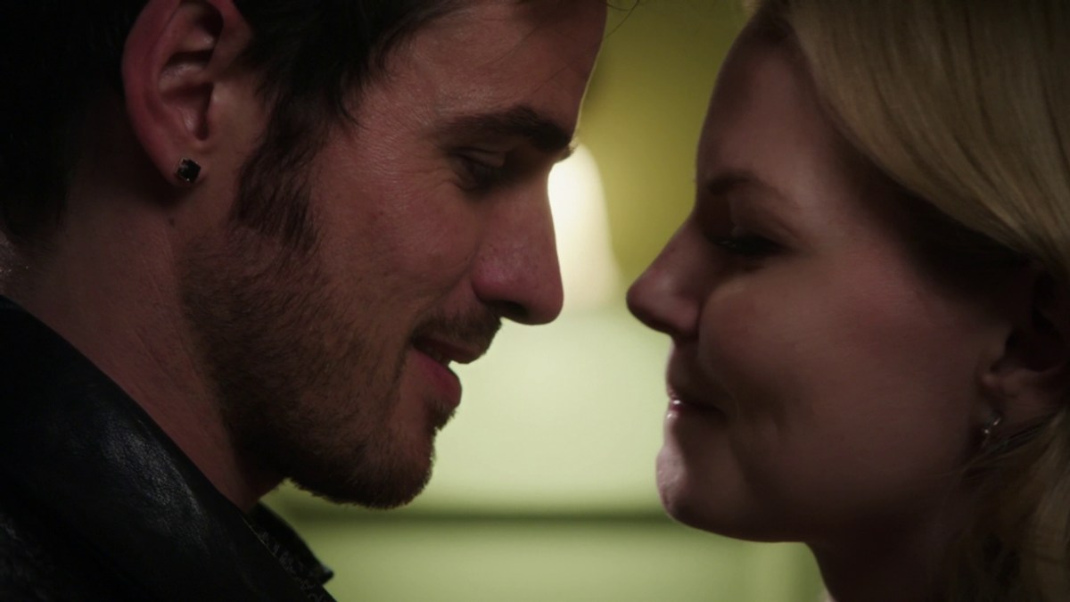 6 Reasons Why Captain Swan Is The Best Ship On TV