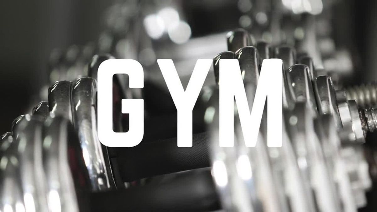 18 Thoughts We Have At The Gym