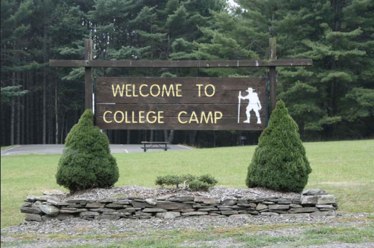 8 Reasons Why College Is A Lot Like Jewish Summer Camp