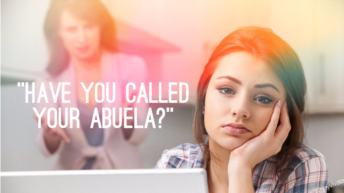 13 Signs You Grew Up with A Latina Mother