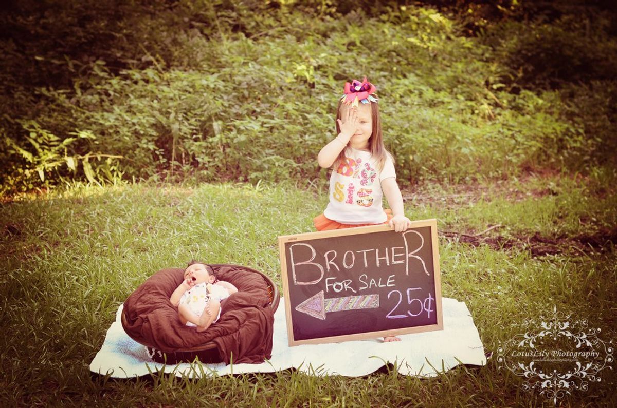 40 Undeniable Struggles of Being the Younger Sibling