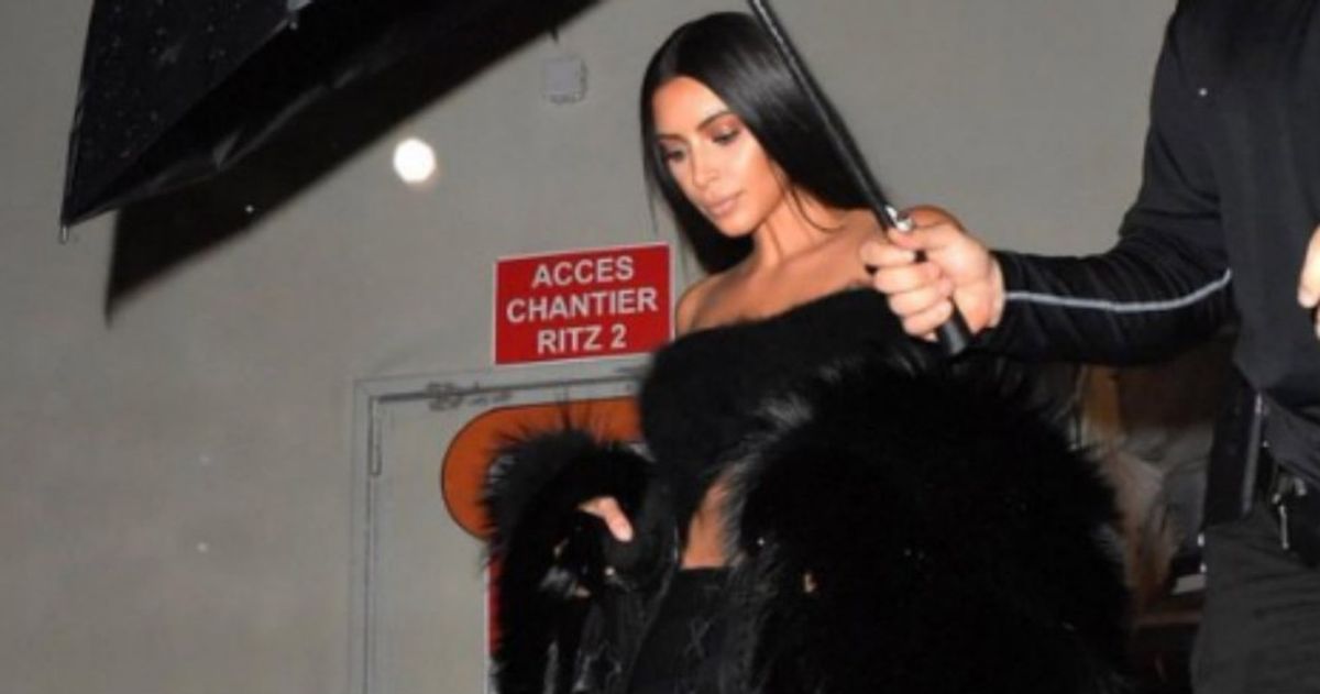 Kim Kardashian West: Robbed at Gunpoint