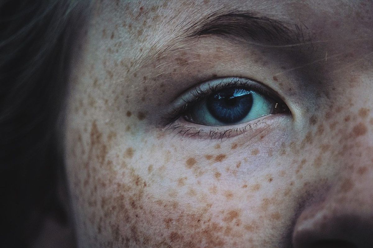 Make Up Tutorials For Freckled Skin Is Finally A Thing