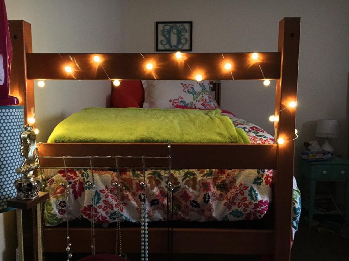 Why I Decorated My Dorm Room Freshman Year