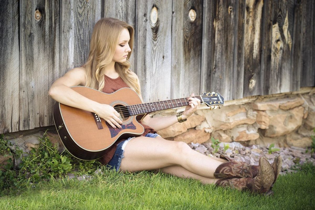 8 Reasons Why Country Music Is The Best