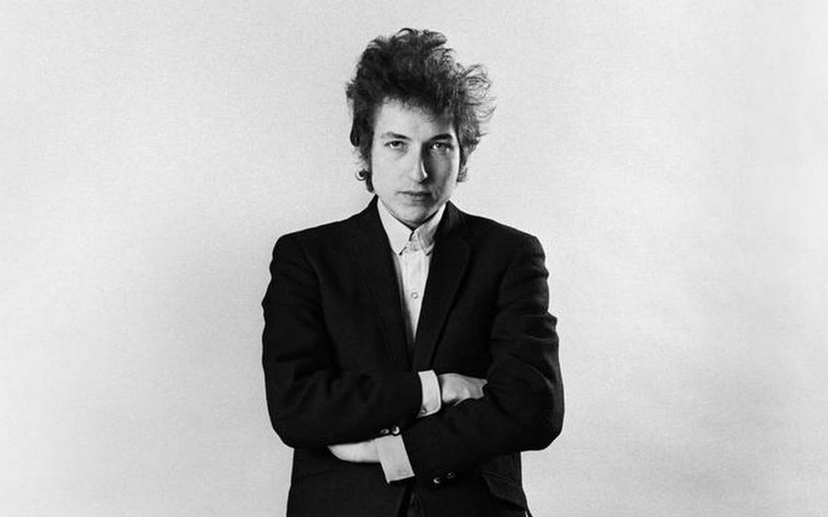 Why Was It a Debate to Give Bob Dylan the Nobel Prize in Literature?