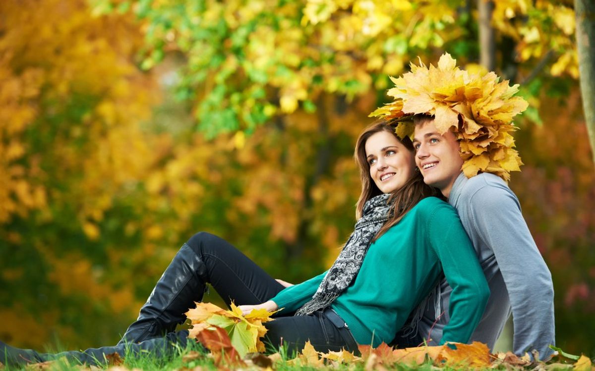 10 Cute Fall Date Ideas For Broke College Students