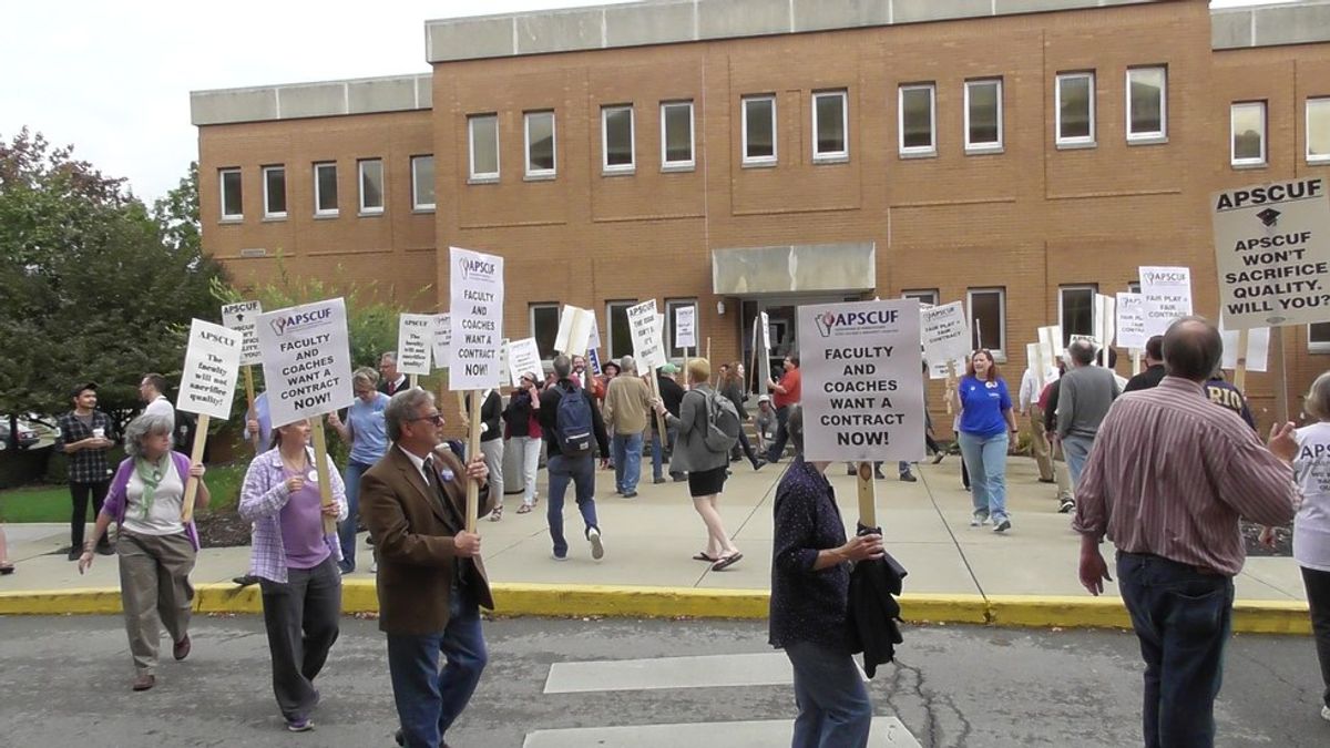 Clarion University Professors Rally For Fair Contracts