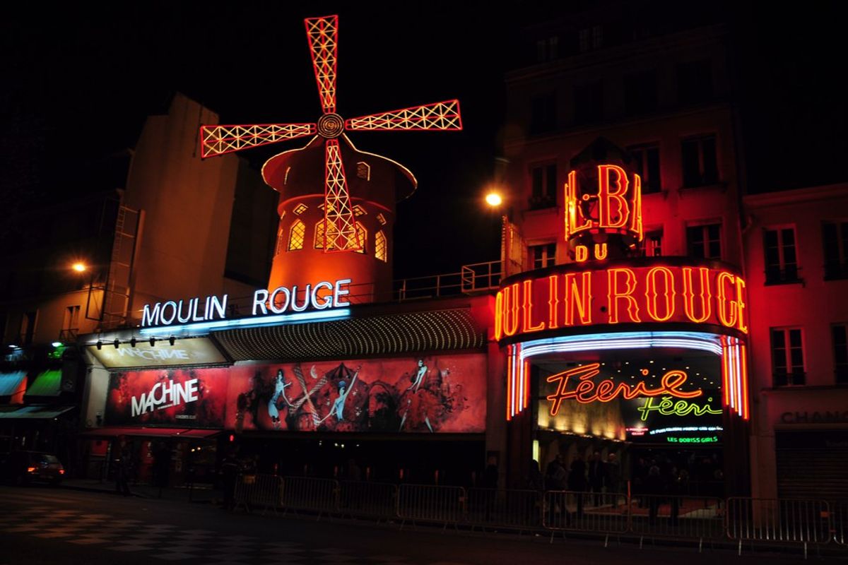 Ladies and Gentlemen: The Moulin Rouge!