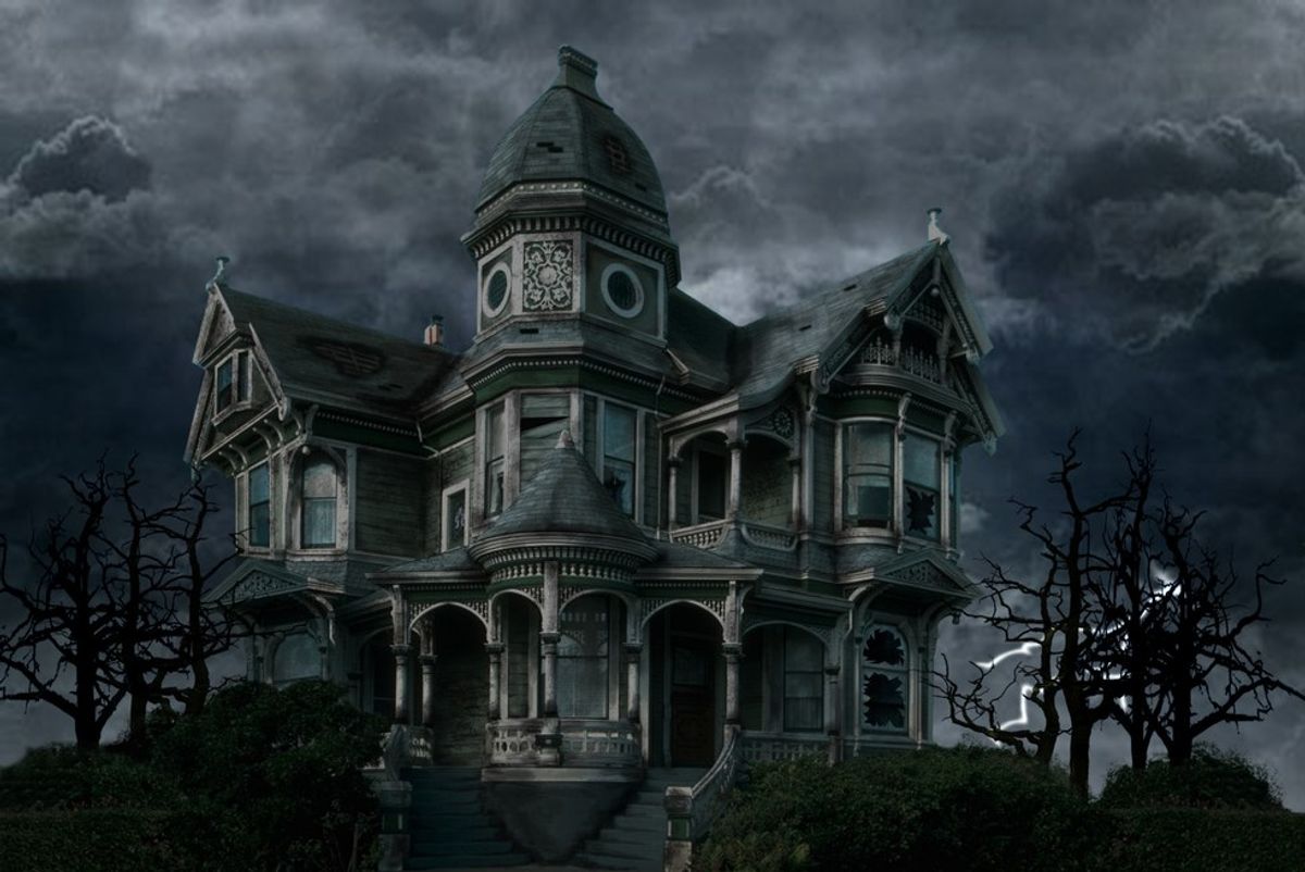 Best Haunted Houses In The Hudson Valley