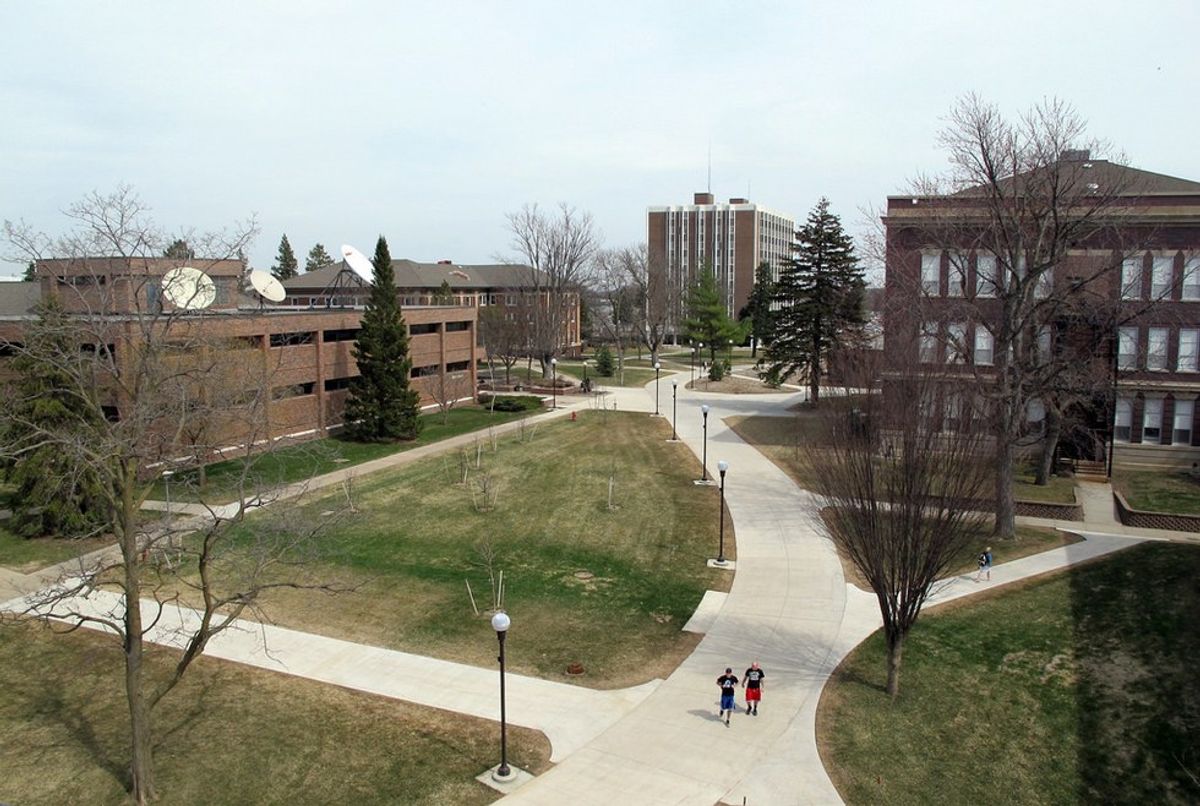 8 Reasons Why I Love My Small College
