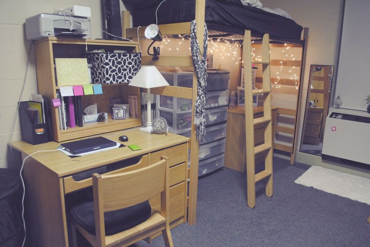 Ten Things You Experienced If You Lived In A Dorm