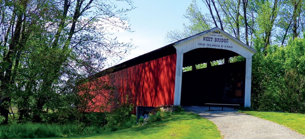 Not All Locals Hate The Parke County Covered Bridge Festival