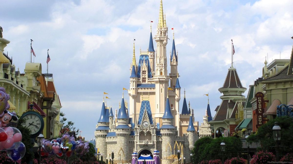 5 Kinds Of People You Will Meet At Walt Disney World