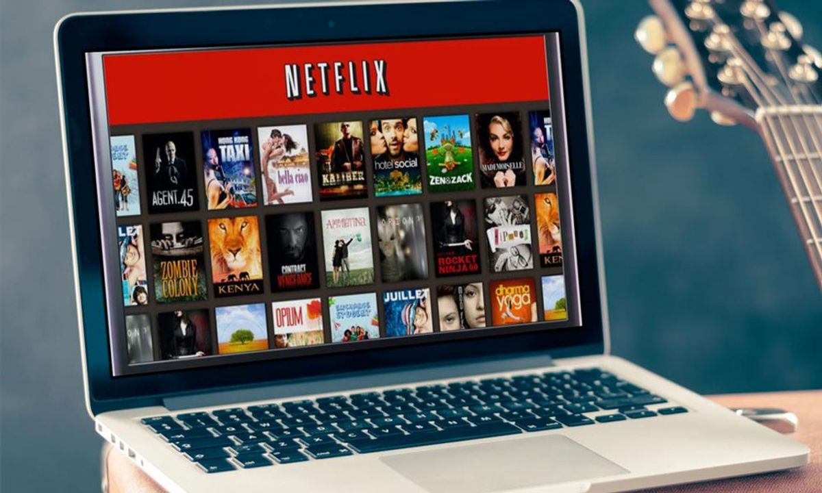 10 Chick Flicks For Your Netflix Night