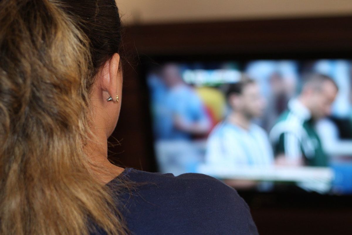 12 Signs You're A TV Addict