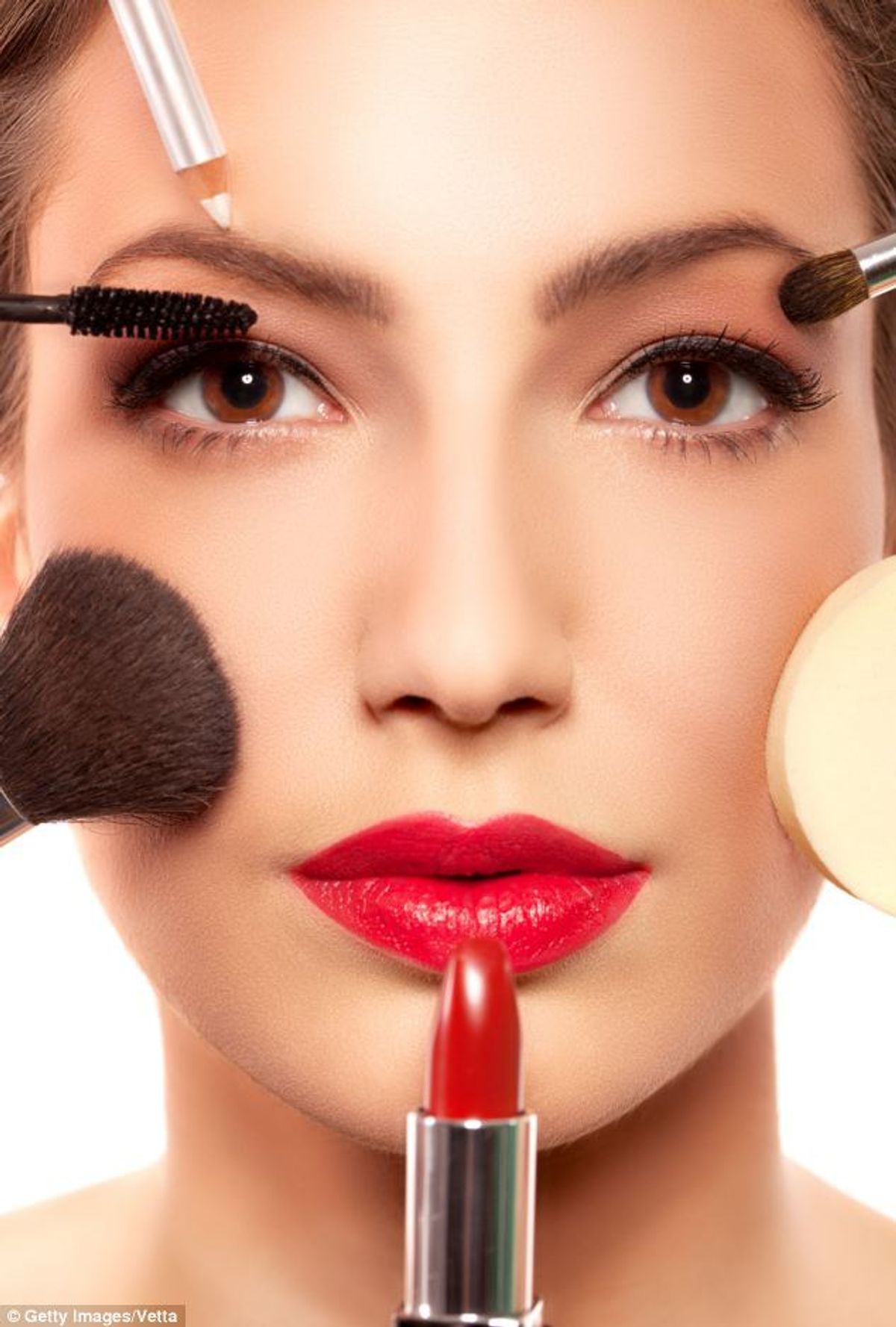10 Makeup Hacks: Become A Pro