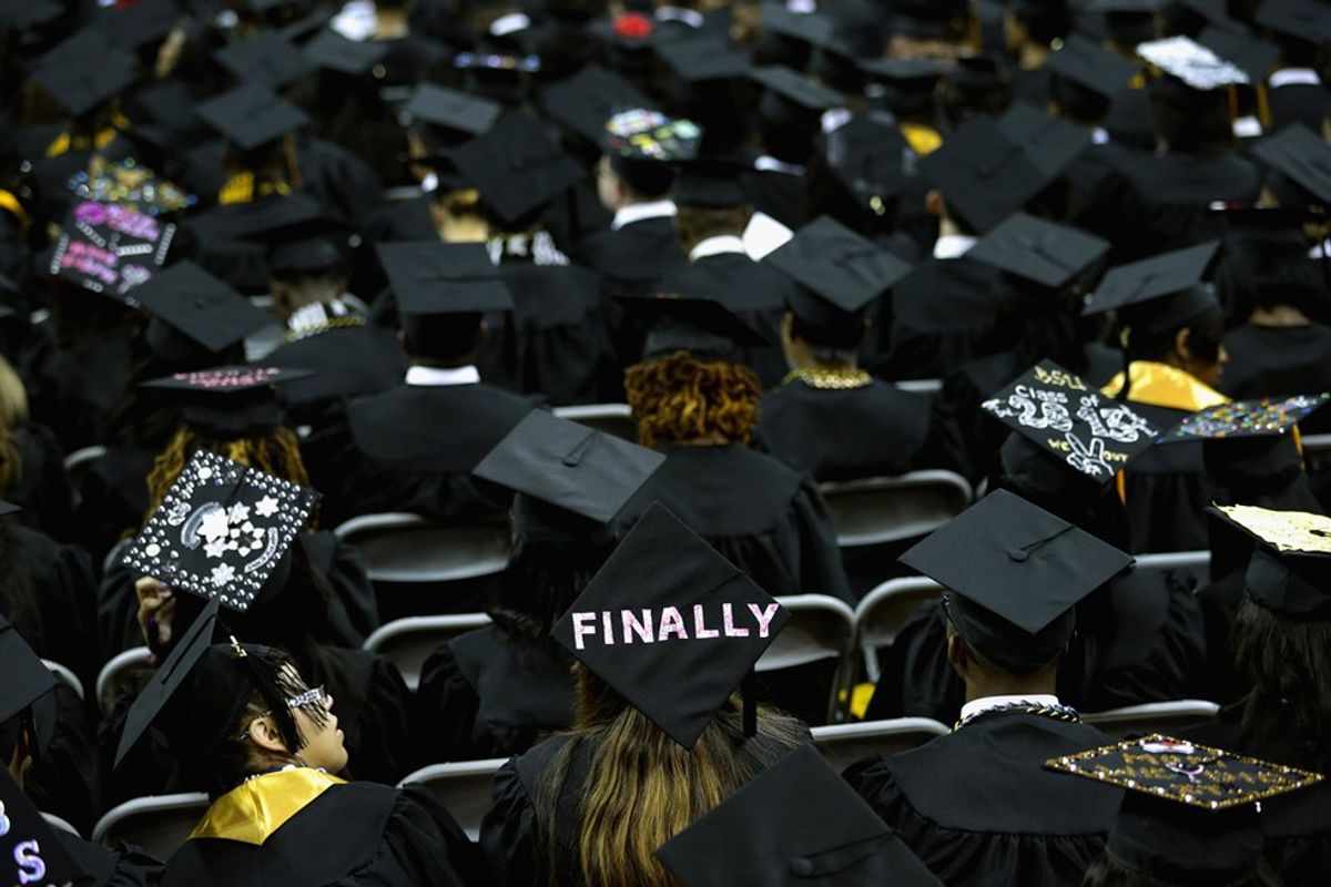 25 Thoughts of Every College Senior