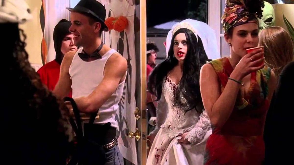 7 Thoughts Every Girl Has On Halloween