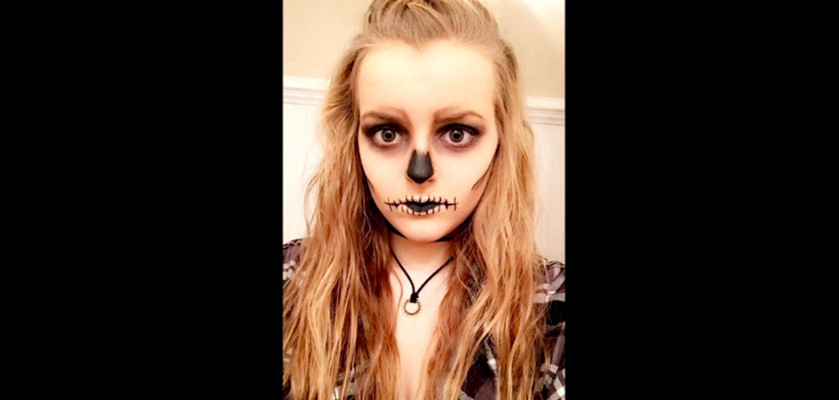 Scary Skull Make-Up Tutorial