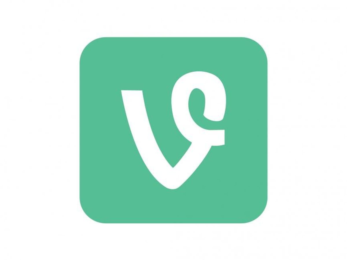 Is Twitter Doing The Right Thing By Ending Vine?